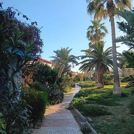 Tropicana Playa Apartment *